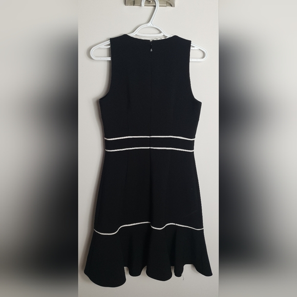 New with tag - Kate Spade scenic route lace inset crepe dress NJMU7785 Size 4 - Picture 2 of 7